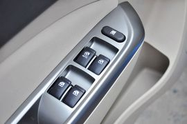 2014款宝骏610