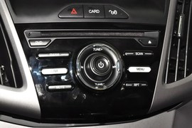 2012款福特福克斯两厢1.6L手自一体风尚型