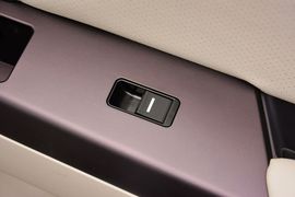 2014款比亚迪e6先行者精英型(北京版)