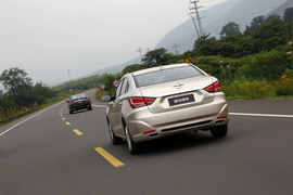 海马福美来M5南京自由试驾体验