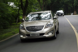 海马福美来M5南京自由试驾体验