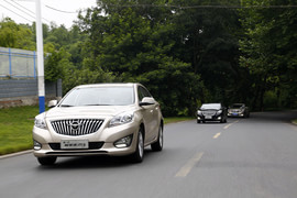 海马福美来M5南京自由试驾体验