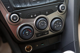 海马福美来M5南京自由试驾体验