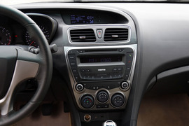 海马福美来M5南京自由试驾体验