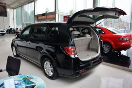 2013款马自达8