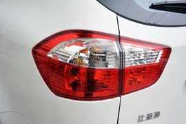 2014款比亚迪S6