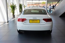 2014款奥迪A5双门45TFSI