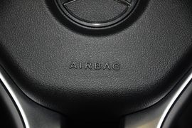 2015款奔驰E260L运动型