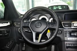 2015款奔驰E260L运动型