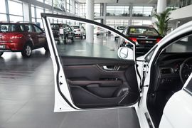 2014款长城C50升级版1.5T手动精英型