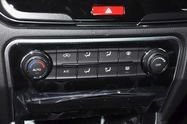 2014款长城C50升级版1.5T手动精英型