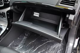 2014款比亚迪速锐1.5TI手动尊贵型