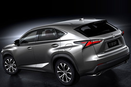 2015款雷克萨斯NX