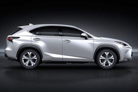 2015款雷克萨斯NX