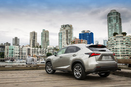 2015款雷克萨斯NX