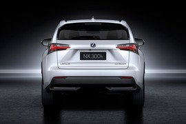 2015款雷克萨斯NX