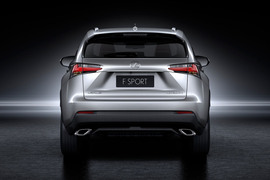 2015款雷克萨斯NX