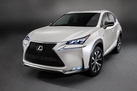 2015款雷克萨斯NX