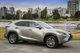 2015款雷克萨斯NX