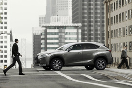 2015款雷克萨斯NX