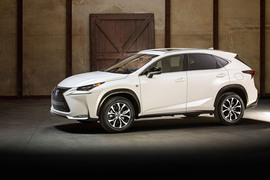 2015款雷克萨斯NX