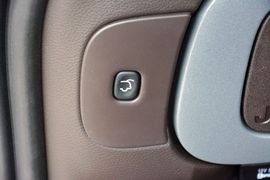 2014款Jeep自由光3.2L高性能版