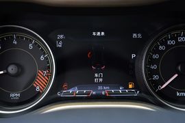 2014款Jeep自由光3.2L高性能版