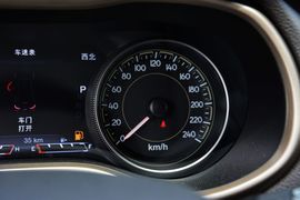 2014款Jeep自由光3.2L高性能版