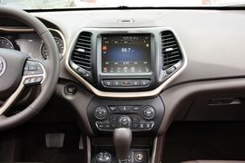 2014款Jeep自由光3.2L高性能版