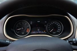 2014款Jeep自由光3.2L高性能版