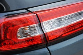 2014款Jeep自由光3.2L高性能版