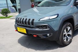 2014款Jeep自由光3.2L高性能版
