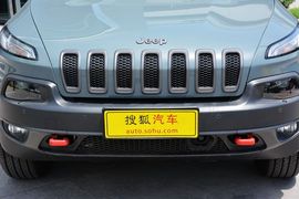 2014款Jeep自由光3.2L高性能版