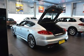 2014款保时捷Panamera