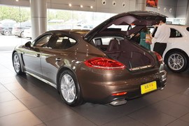 2014款保时捷Panamera