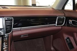 2014款保时捷Panamera