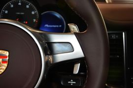 2014款保时捷Panamera