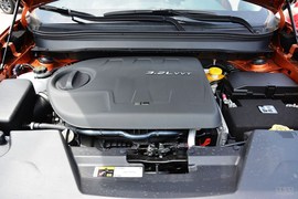   2014款Jeep自由光3.2L高性能版