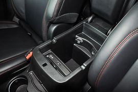 2014款Jeep自由光3.2L高性能版