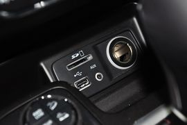 2014款Jeep自由光3.2L高性能版