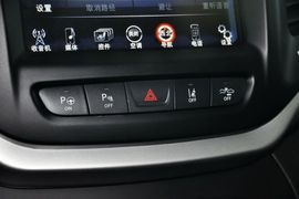 2014款Jeep自由光3.2L高性能版