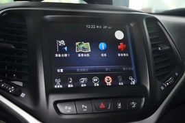 2014款Jeep自由光3.2L高性能版