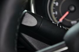 2014款Jeep自由光3.2L高性能版