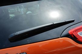 2014款Jeep自由光3.2L高性能版