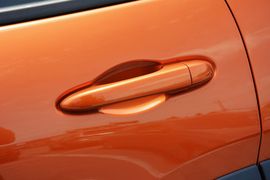 2014款Jeep自由光3.2L高性能版