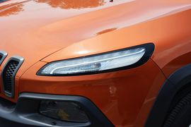 2014款Jeep自由光3.2L高性能版