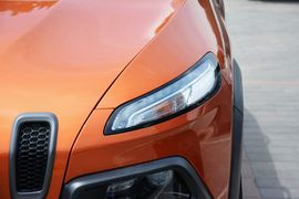 2014款Jeep自由光3.2L高性能版