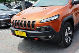 2014款Jeep自由光3.2L高性能版