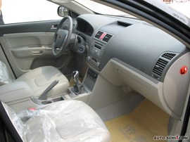 2009款吉利帝豪EC718上市实拍