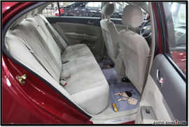 2009款吉利帝豪EC718上市实拍